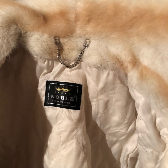 Gorgeous faux fur winter jacket - Picture 4 of 7